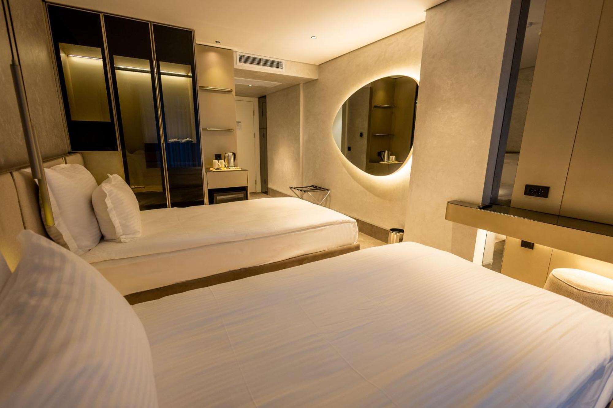 Four Hills Hotel Анталия Екстериор снимка